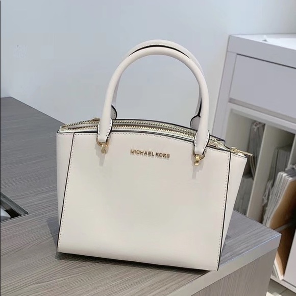 Michael Kors Handbags - Michael kors sm conv Ellis satchel white